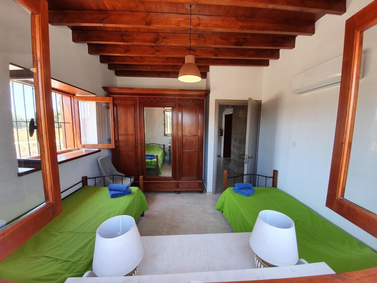 Villa Yioukkas Paphos Esterno foto
