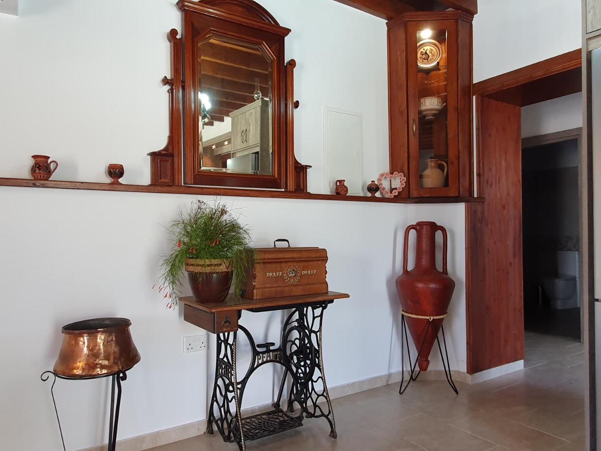 Villa Yioukkas Paphos Esterno foto