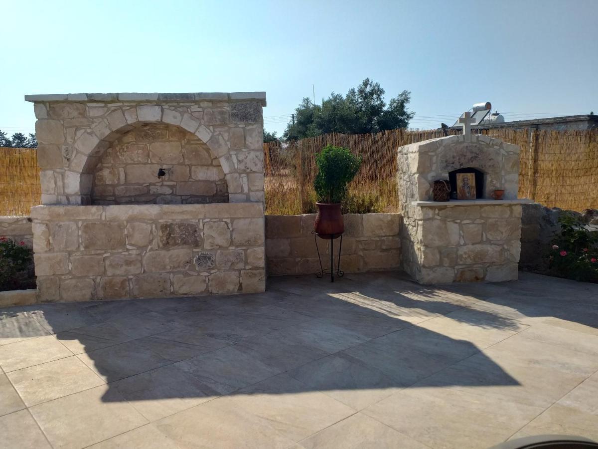 Villa Yioukkas Paphos Esterno foto